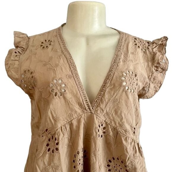 NWT Summer Mini Dress by Acuarela Size L V Neck Eyelet made in Italy Large new. - Picture 2 of 8